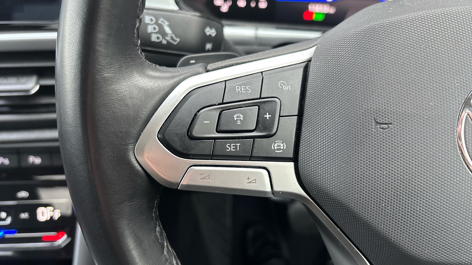 Used Volkswagen T-Roc 2025 for sale - 78198666: Photo 17