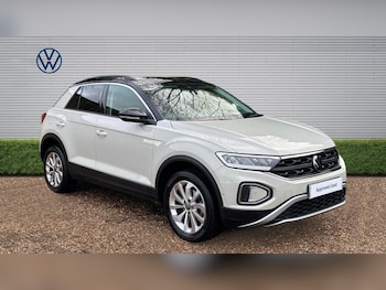 Used Volkswagen T-Roc 2025 for sale - 78198666: Photo