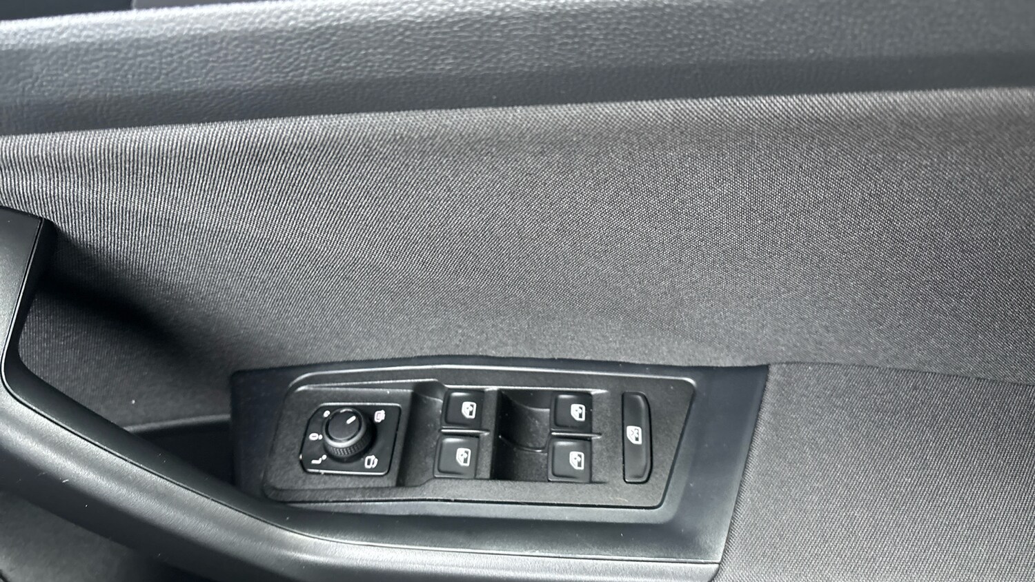 Used Volkswagen T-Roc 2025 for sale - 78198666: Photo 26