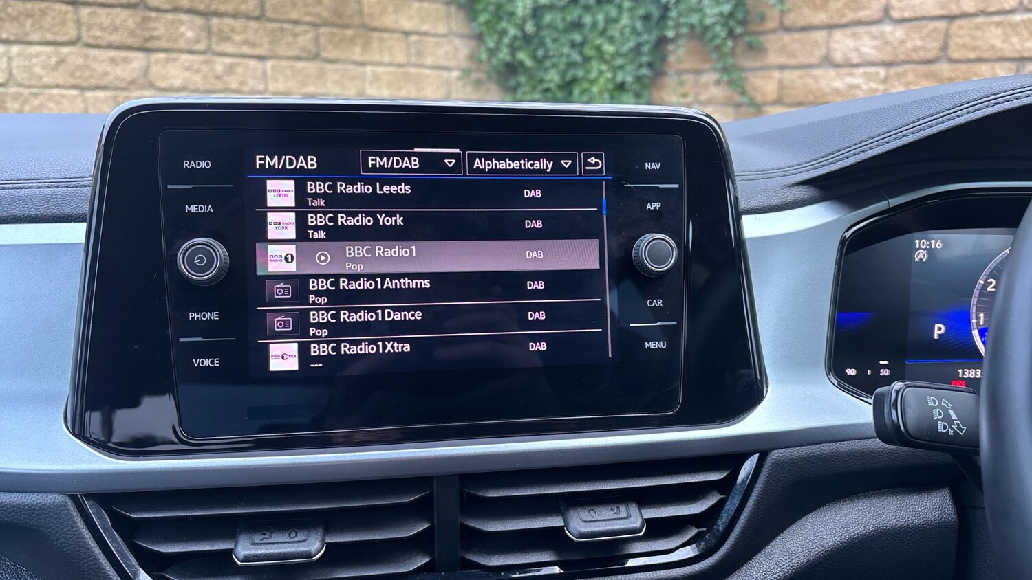 Used Volkswagen T-Roc 2025 for sale - 78198666: Photo 39