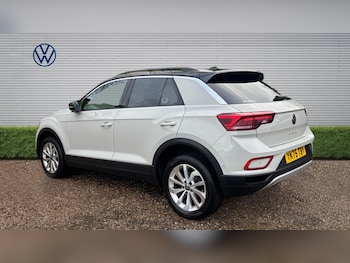 Used Volkswagen T-Roc 2025 for sale - 78198666: Photo