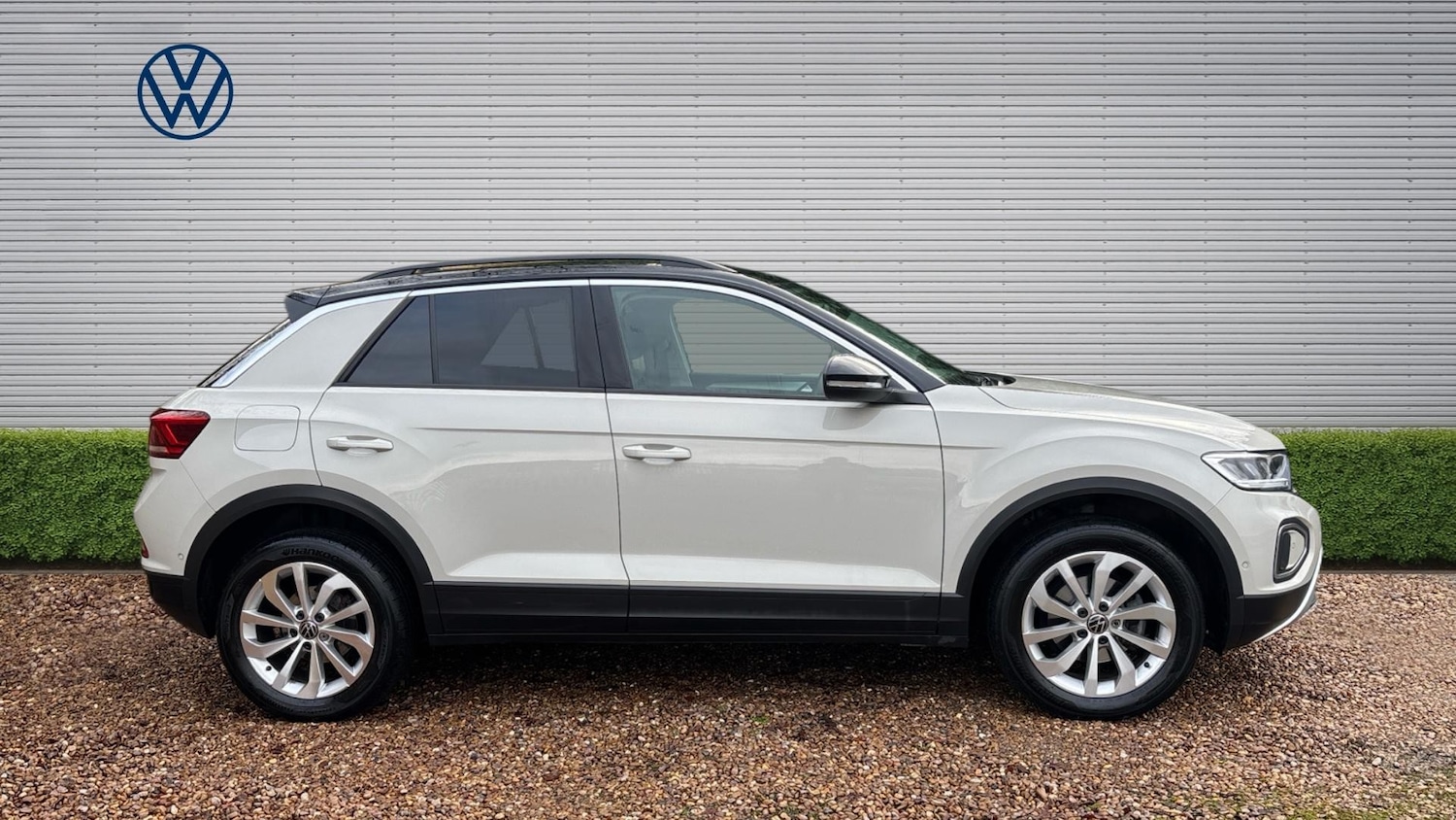 Used Volkswagen T-Roc 2025 for sale - 78198666: Photo 4