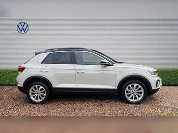 Used Volkswagen T-Roc 2025 for sale - 78198666: Photo