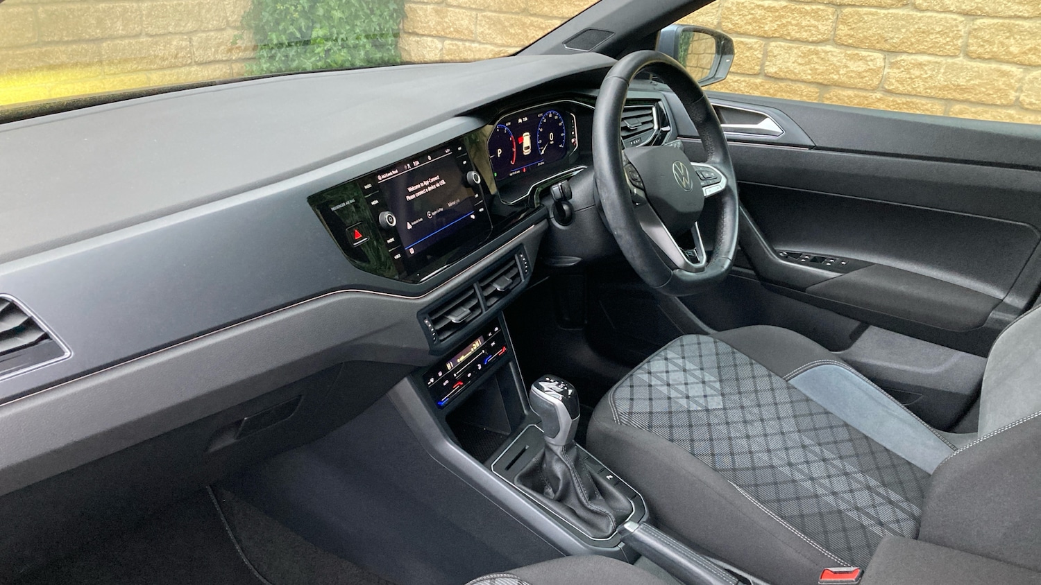 Used Volkswagen Polo 2022 for sale - 77595148: Photo 2