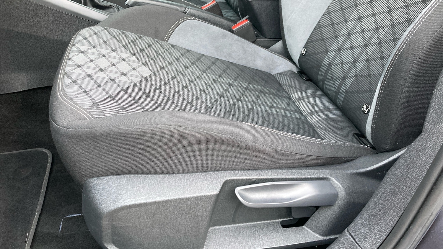 Used Volkswagen Polo 2022 for sale - 77595148: Photo 44