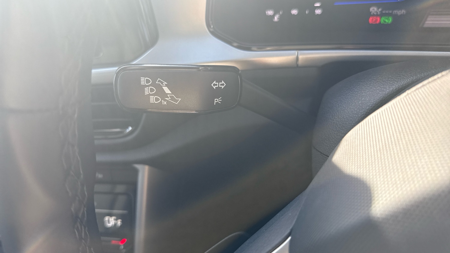 Used Volkswagen T-Roc 2025 for sale - 77034231: Photo 22