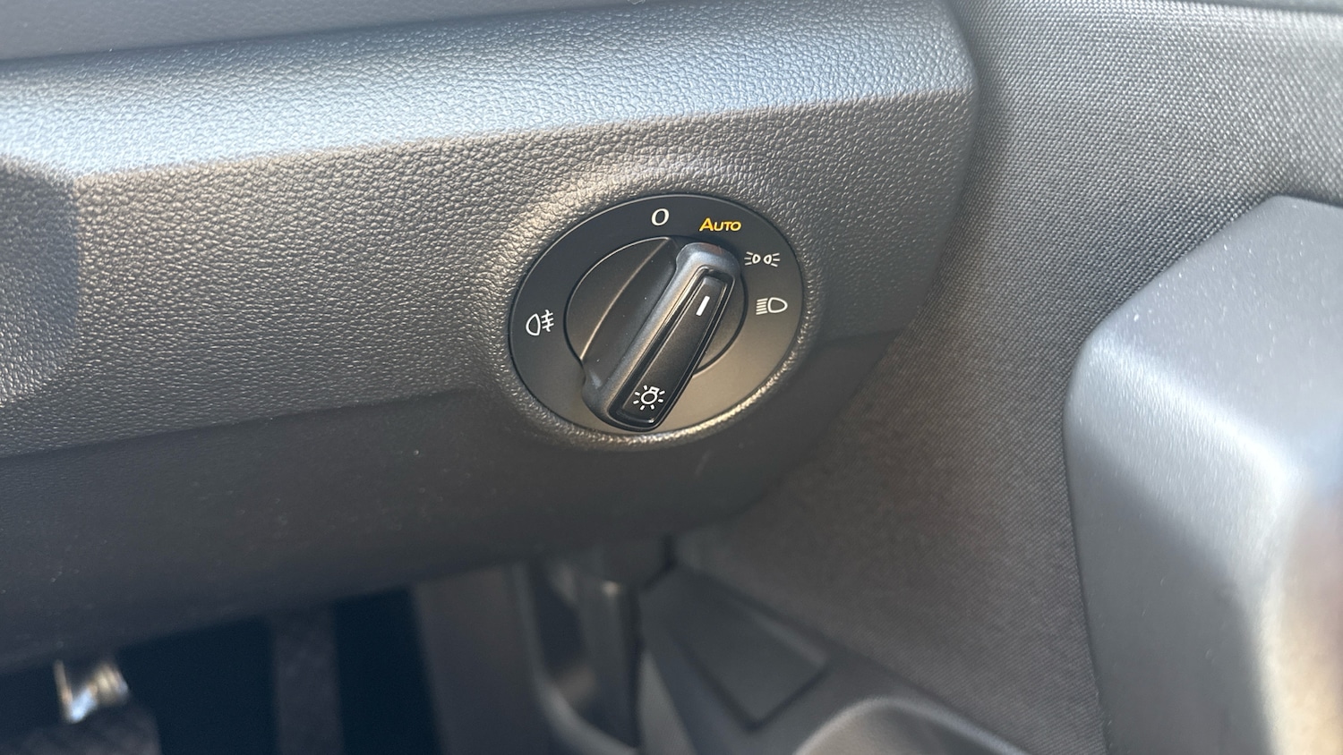 Used Volkswagen T-Roc 2025 for sale - 77034231: Photo 23