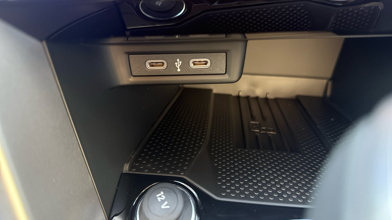 Used Volkswagen T-Roc 2025 for sale - 77034231: Photo 26