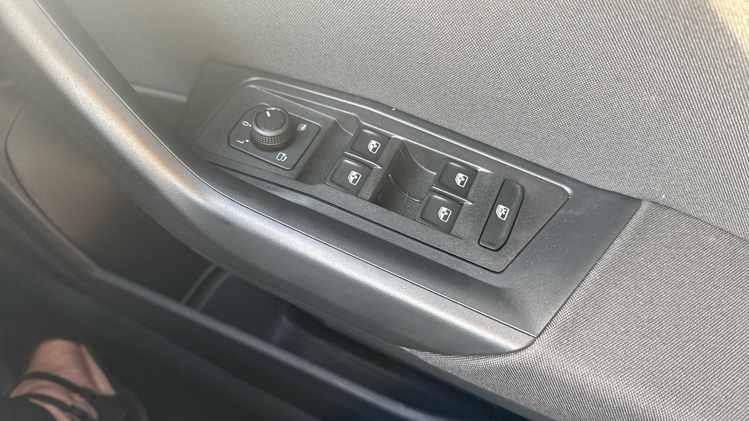 Used Volkswagen T-Roc 2025 for sale - 77034231: Photo 30