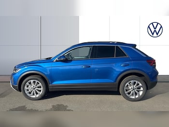 Used Volkswagen T-Roc 2025 for sale - 77034231: Photo