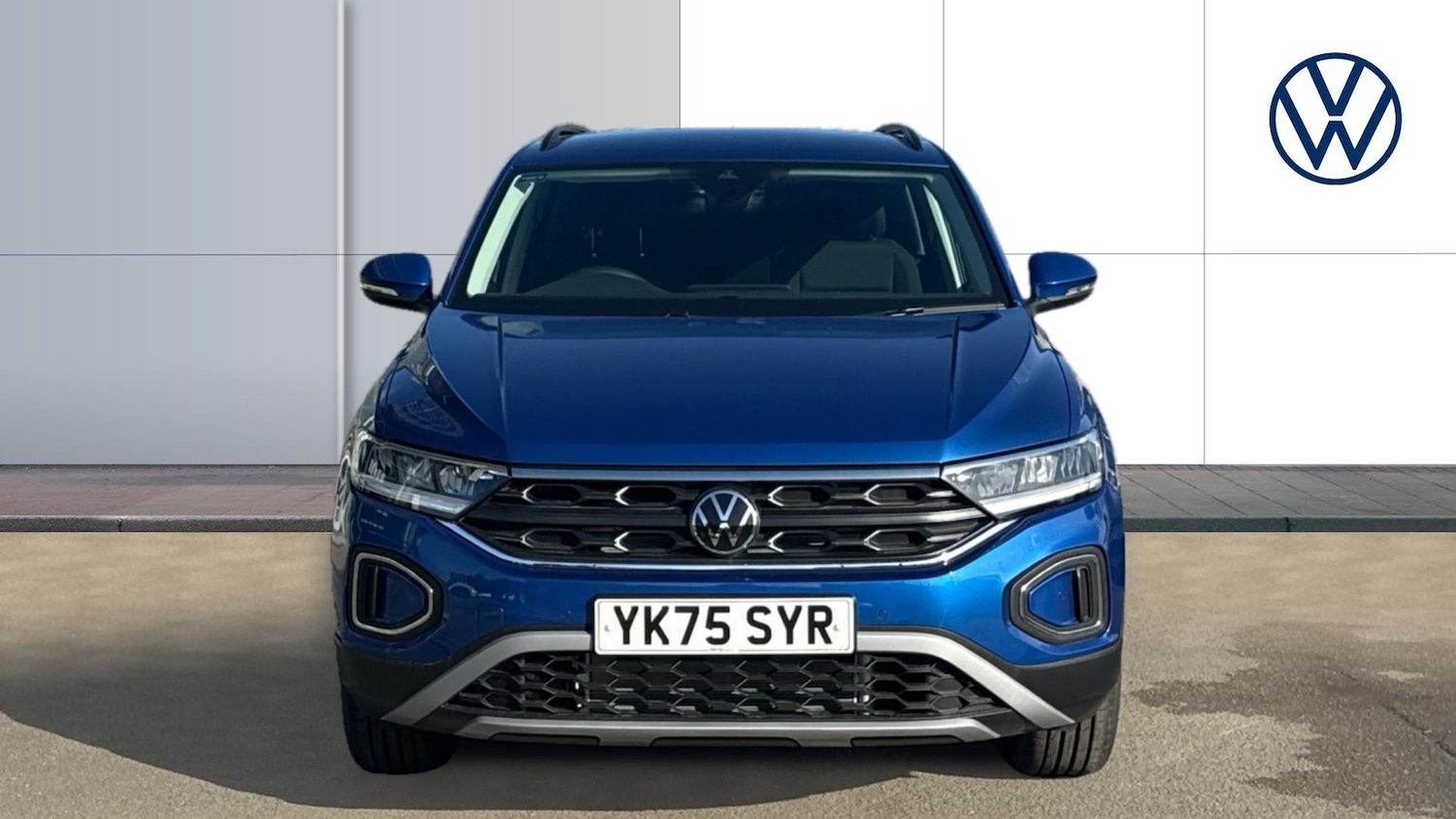 Used Volkswagen T-Roc 2025 for sale - 77034231: Photo 7