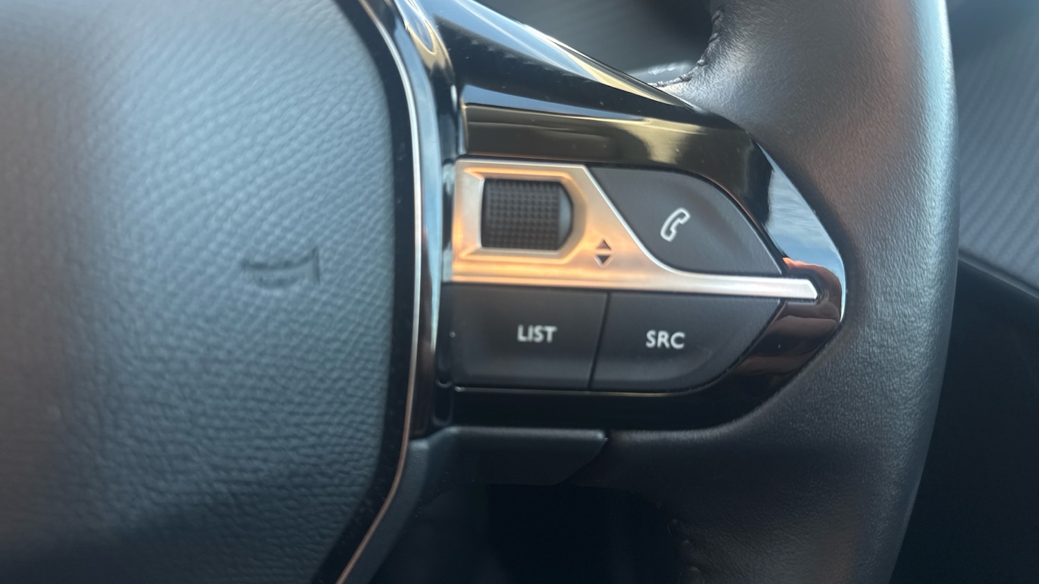 Used Peugeot 208 2022 for sale - 77171026: Photo 24