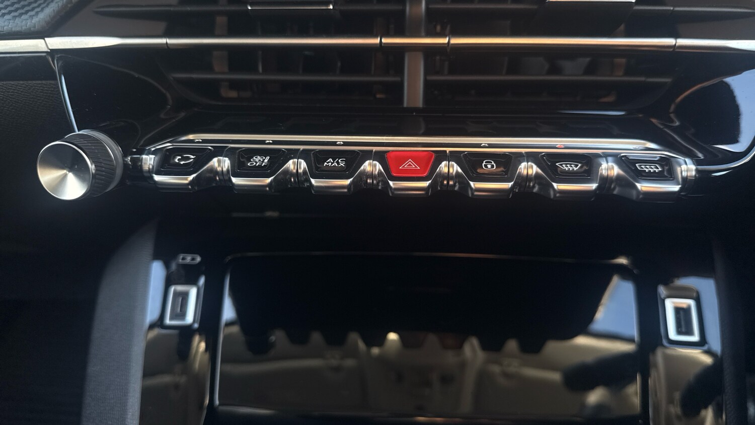 Used Peugeot 208 2022 for sale - 77171026: Photo 27