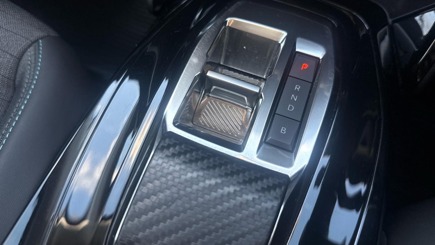 Used Peugeot 208 2022 for sale - 77171026: Photo 29