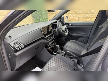 Used Volkswagen T-Cross 2025 for sale - 77962160: Photo