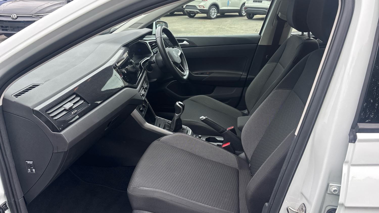 Used Volkswagen Polo 2023 for sale - 76312615: Photo 2