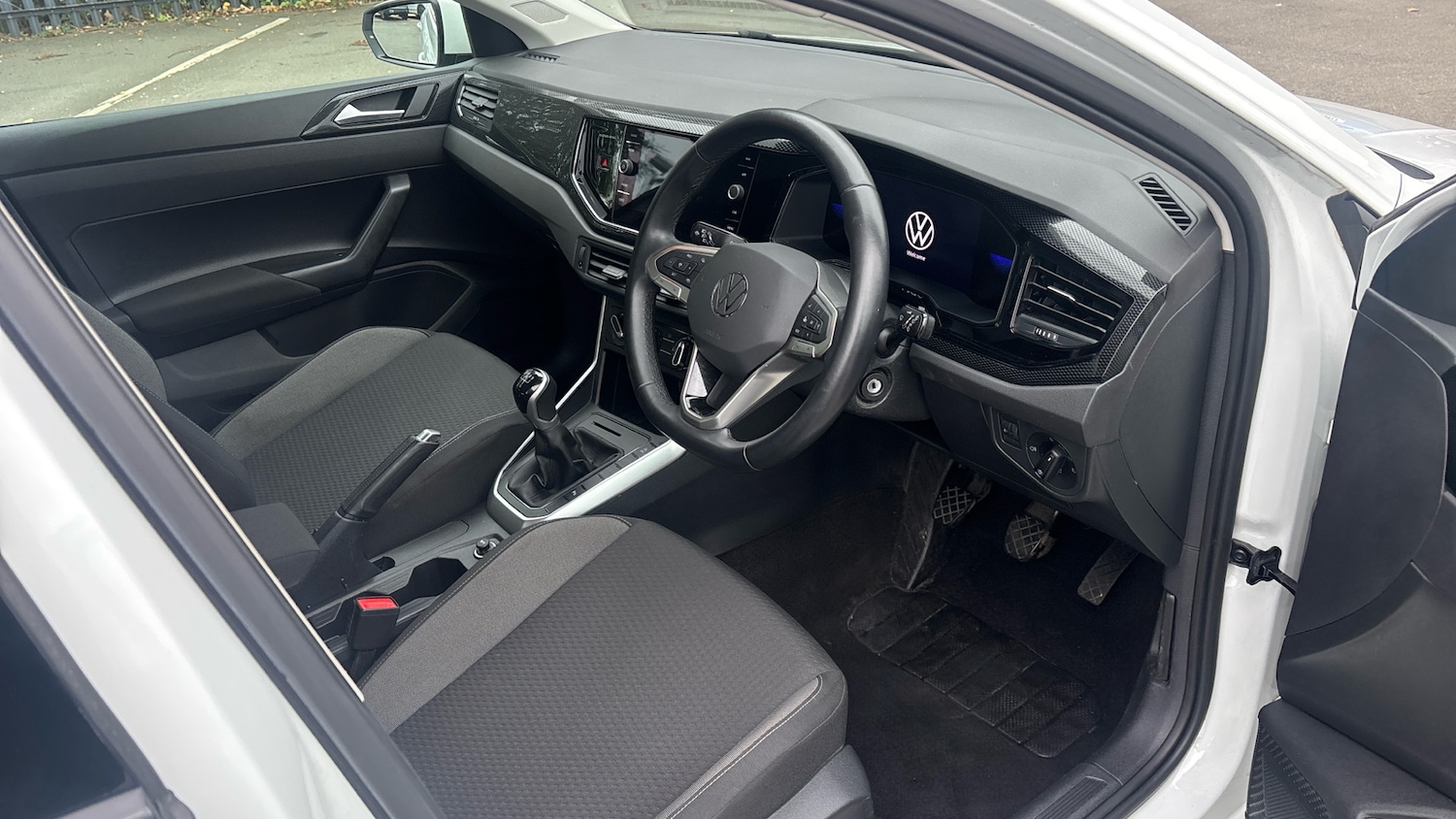 Used Volkswagen Polo 2023 for sale - 76312615: Photo 6