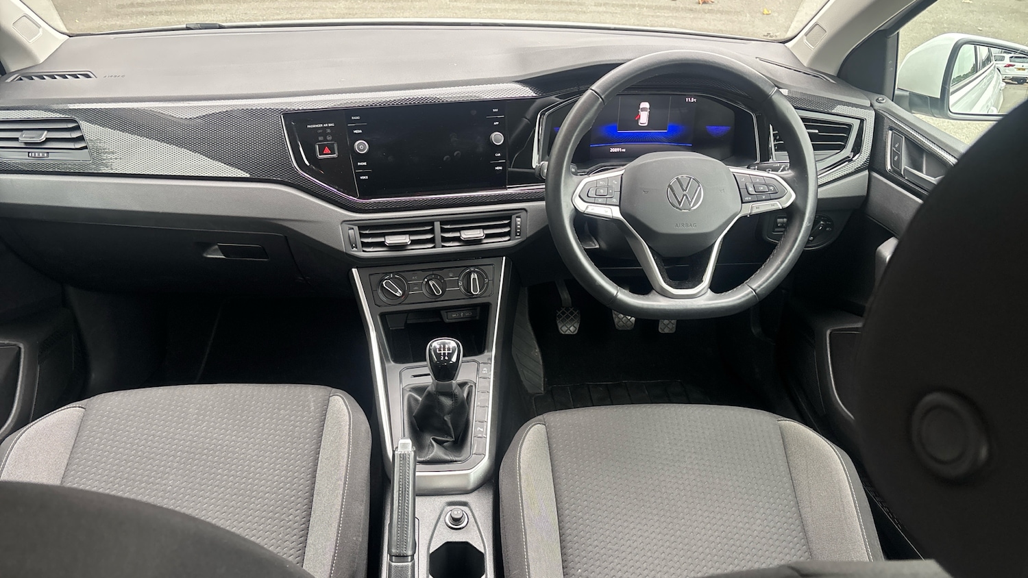 Used Volkswagen Polo 2023 for sale - 76312615: Photo 9
