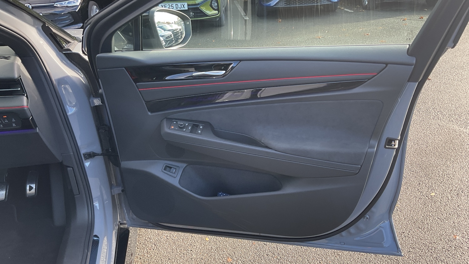 Used Volkswagen ID.7 2025 for sale - 76322392: Photo 19