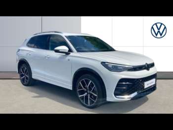 2025 (25) - 2.0 TSI 265 4Motion R-Line 5dr DSG Petrol Estate