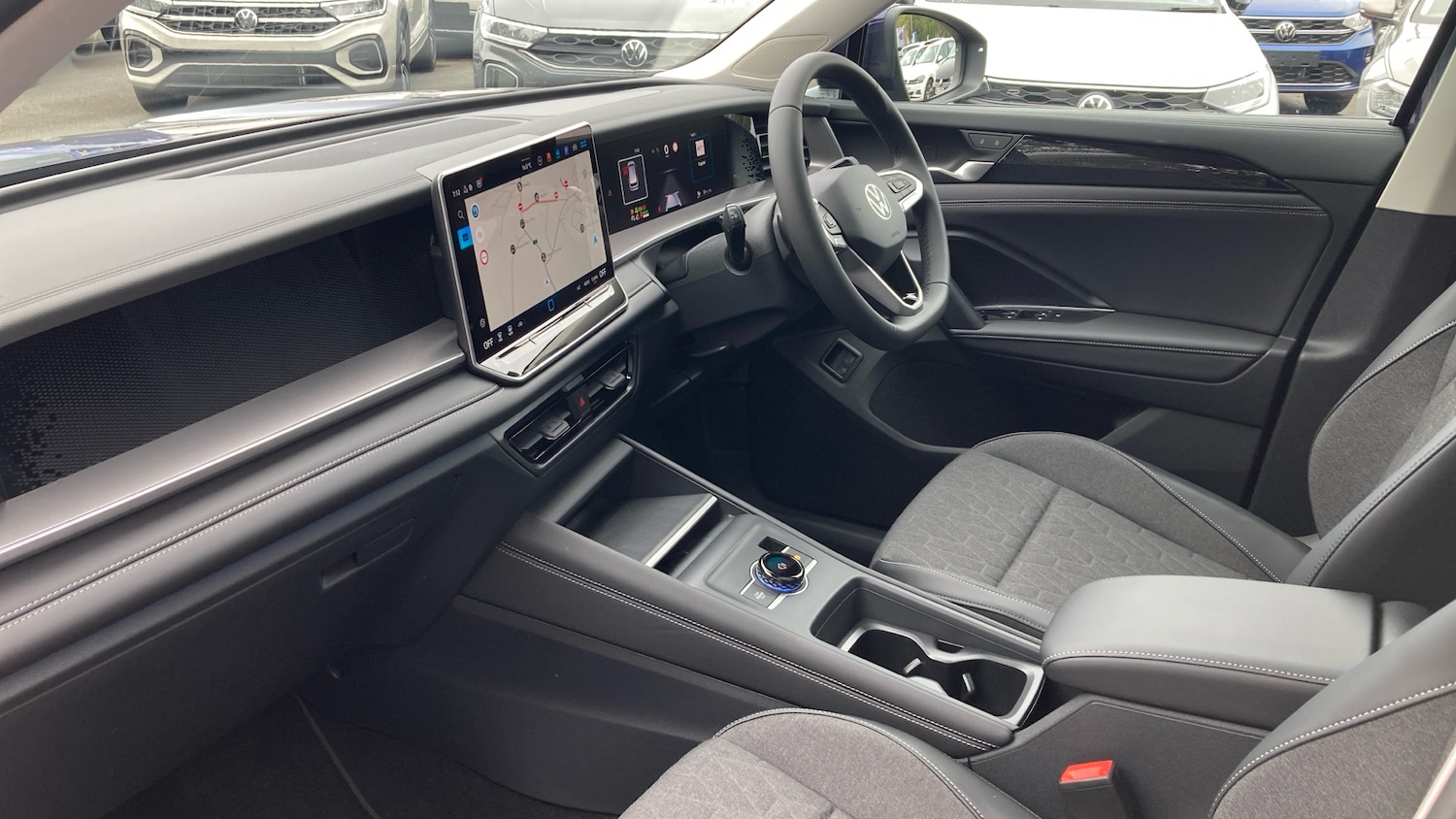 Used Volkswagen Touran 2025 for sale - 76762334: Photo 2