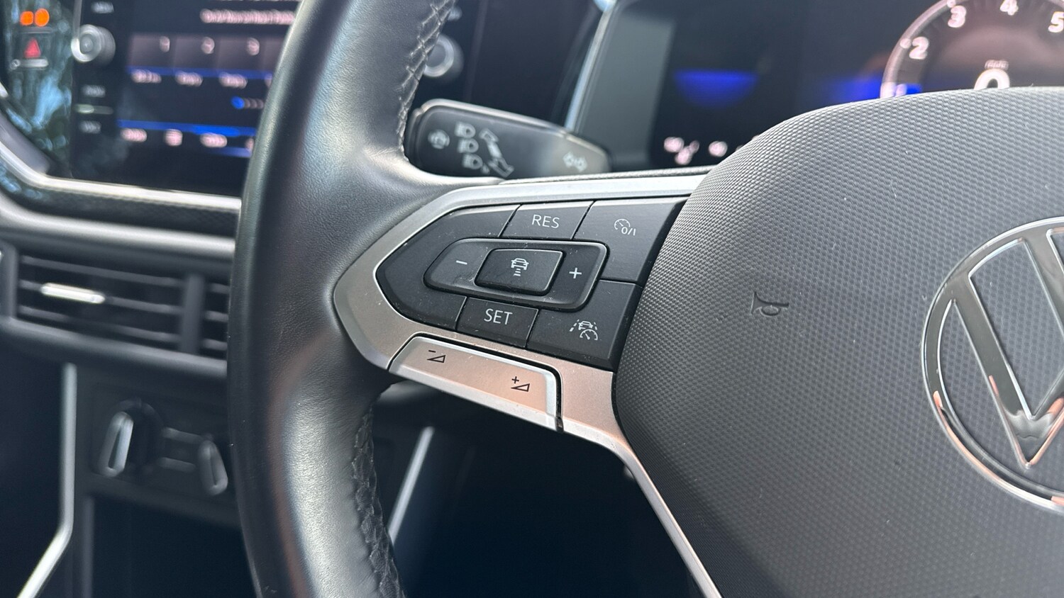 Used Volkswagen Polo 2023 for sale - 76064125: Photo 17