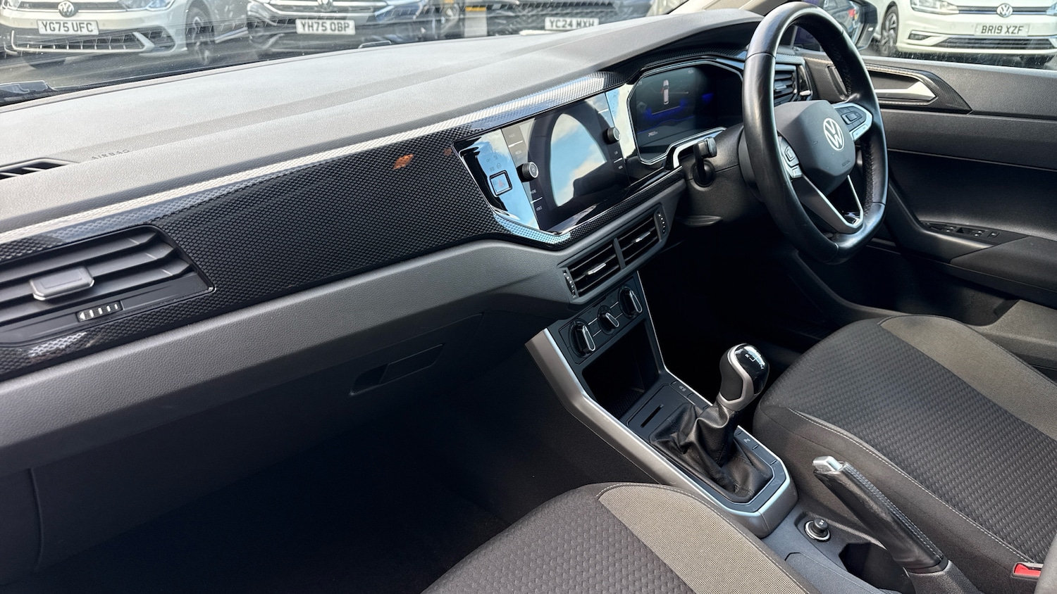 Used Volkswagen Polo 2023 for sale - 76064125: Photo 2