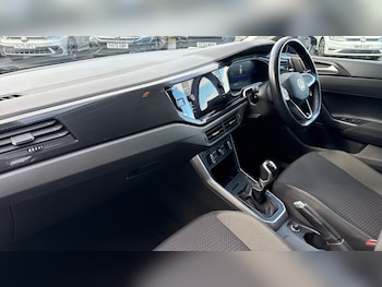 Used Volkswagen Polo 2023 for sale - 76064125: Photo 2