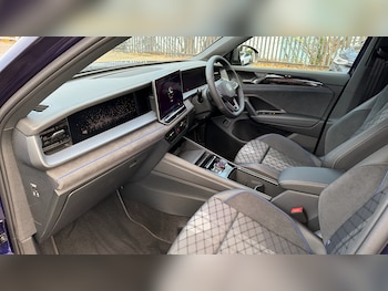 Used Volkswagen Touran 2025 for sale - 78251668: Photo