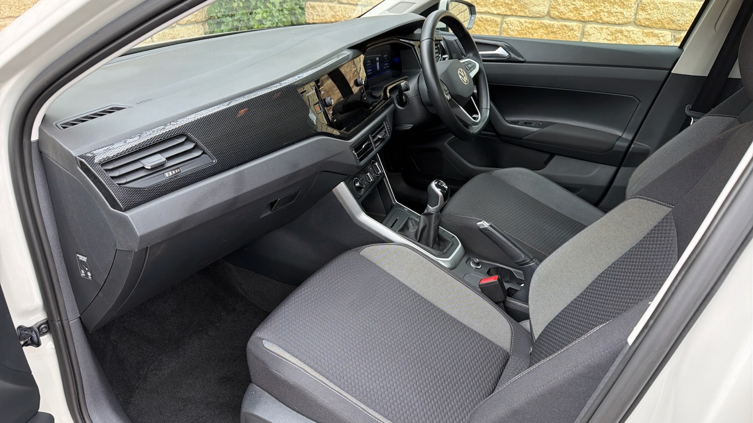 Used Volkswagen Polo 2023 for sale - 78163134: Photo 2