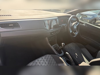 Used Volkswagen Polo 2023 for sale - 79514321: Photo