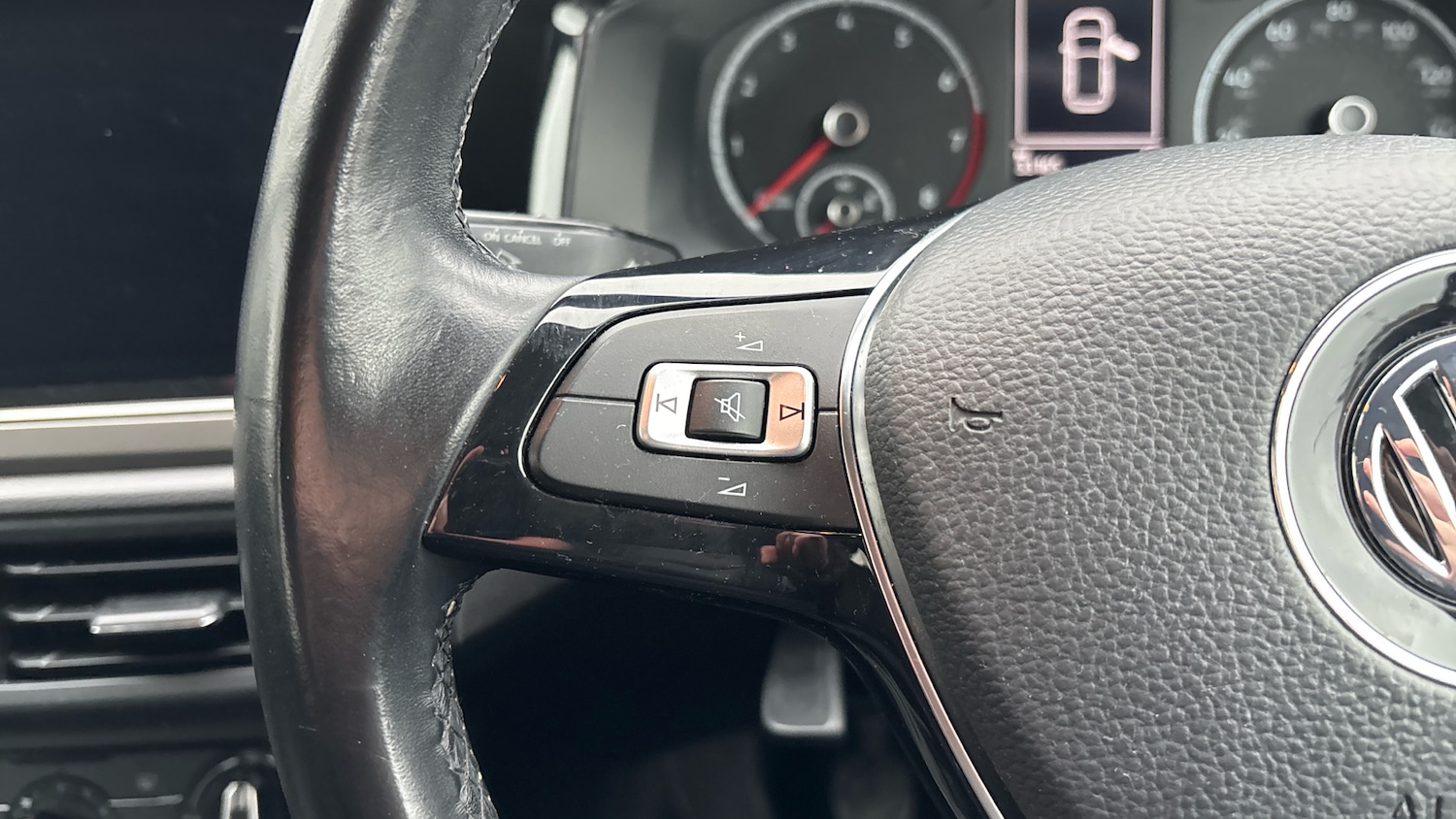 Used Volkswagen Polo 2018 for sale - 77377948: Photo 17