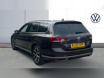 Used Volkswagen Passat 2022 for sale - 75489669: Photo
