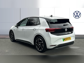 Used Volkswagen ID.3 2023 for sale - 76404437: Photo