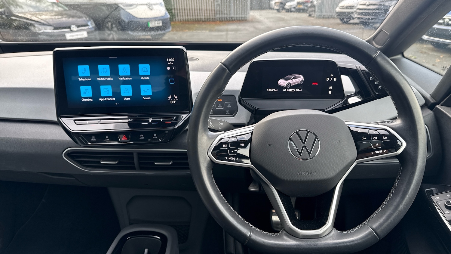 Used Volkswagen ID.3 2023 for sale - 76792919: Photo 10