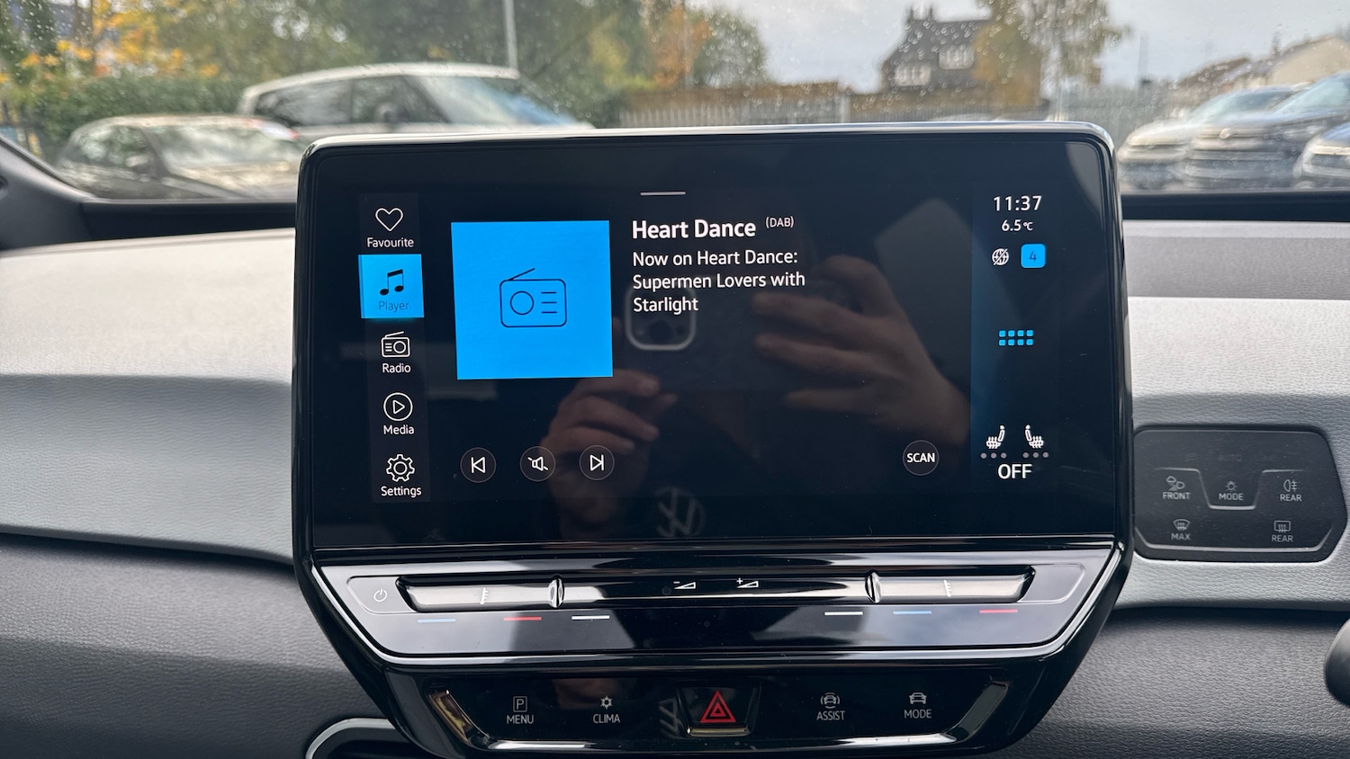 Used Volkswagen ID.3 2023 for sale - 76792919: Photo 12