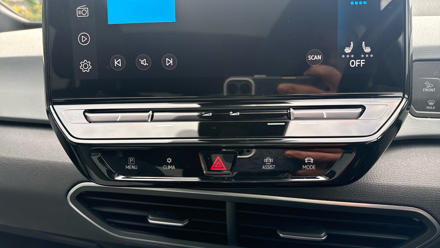 Used Volkswagen ID.3 2023 for sale - 76792919: Photo 13