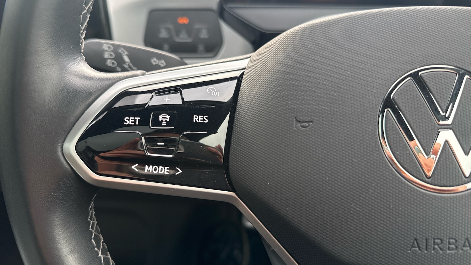 Used Volkswagen ID.3 2023 for sale - 76792919: Photo 17