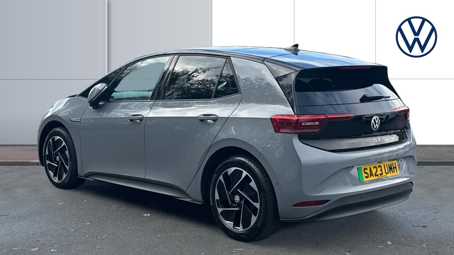 Used Volkswagen ID.3 2023 for sale - 76792919: Photo 3
