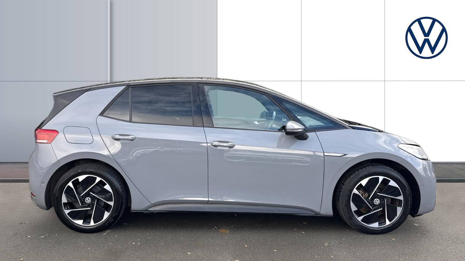 Used Volkswagen ID.3 2023 for sale - 76792919: Photo 4