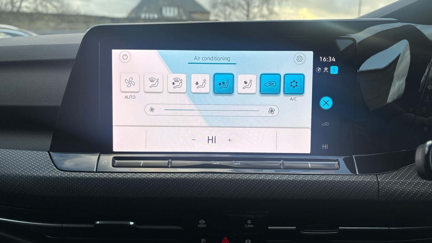 Used Volkswagen Golf 2024 for sale - 77915857: Photo 12