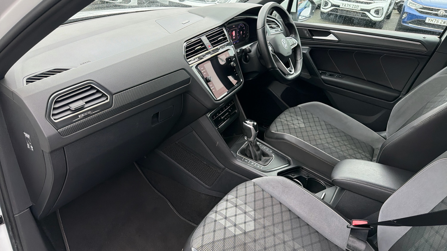 Used Volkswagen Tiguan 2023 for sale - 77248563: Photo 2