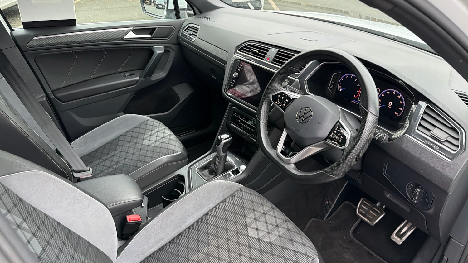 Used Volkswagen Tiguan 2023 for sale - 77248563: Photo 6