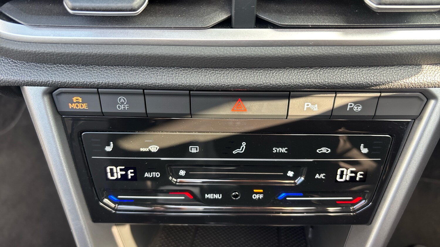 Used Volkswagen T-Roc 2023 for sale - 78144822: Photo 13