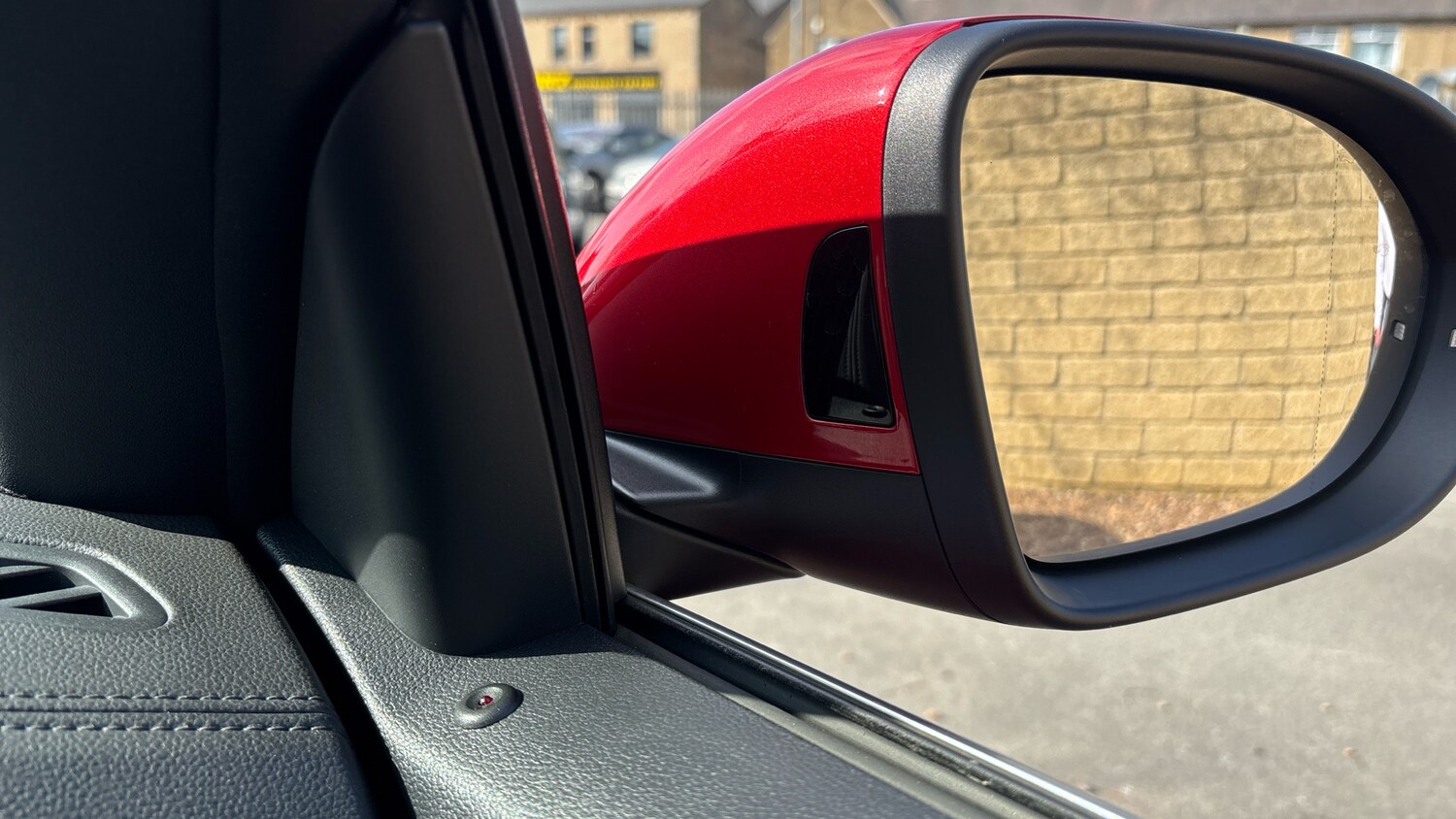 Used Volkswagen T-Roc 2023 for sale - 78144822: Photo 28