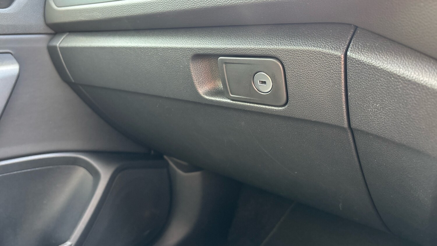 Used Volkswagen T-Roc 2023 for sale - 78144822: Photo 40