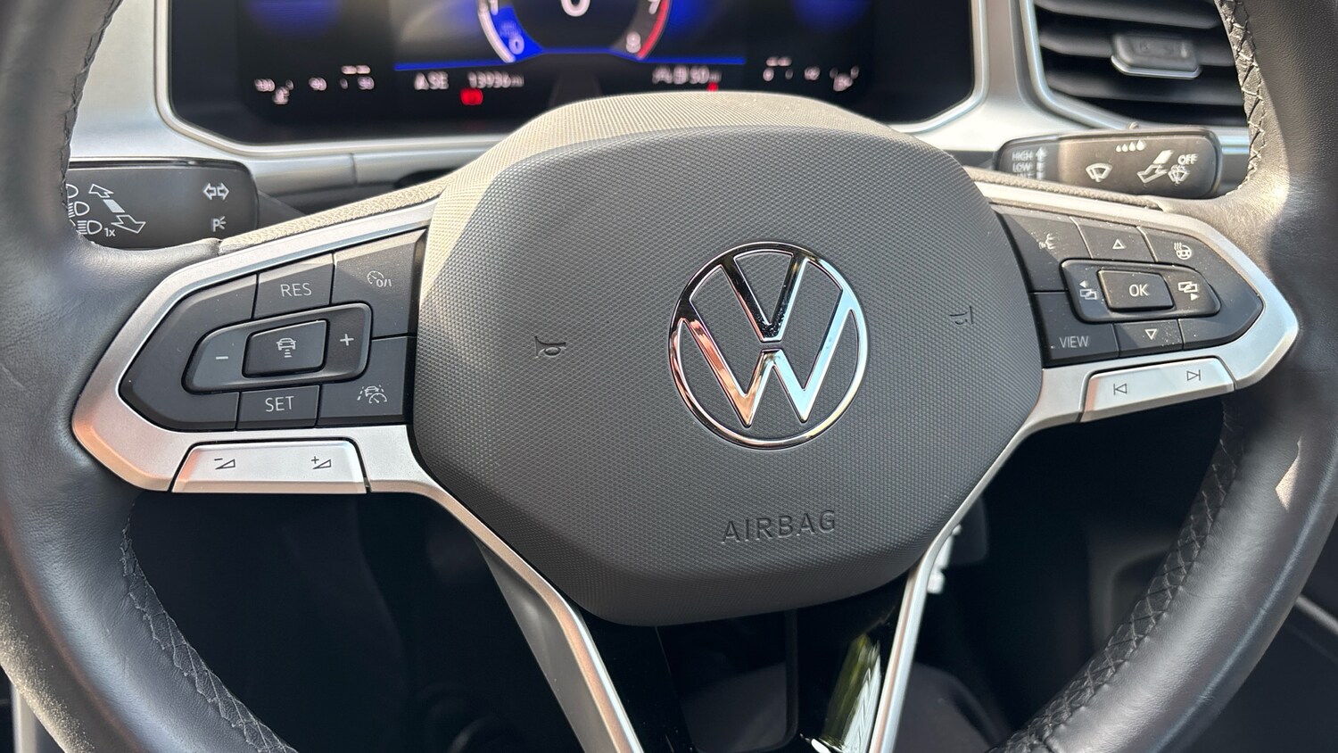 Used Volkswagen T-Roc 2023 for sale - 78144822: Photo 41