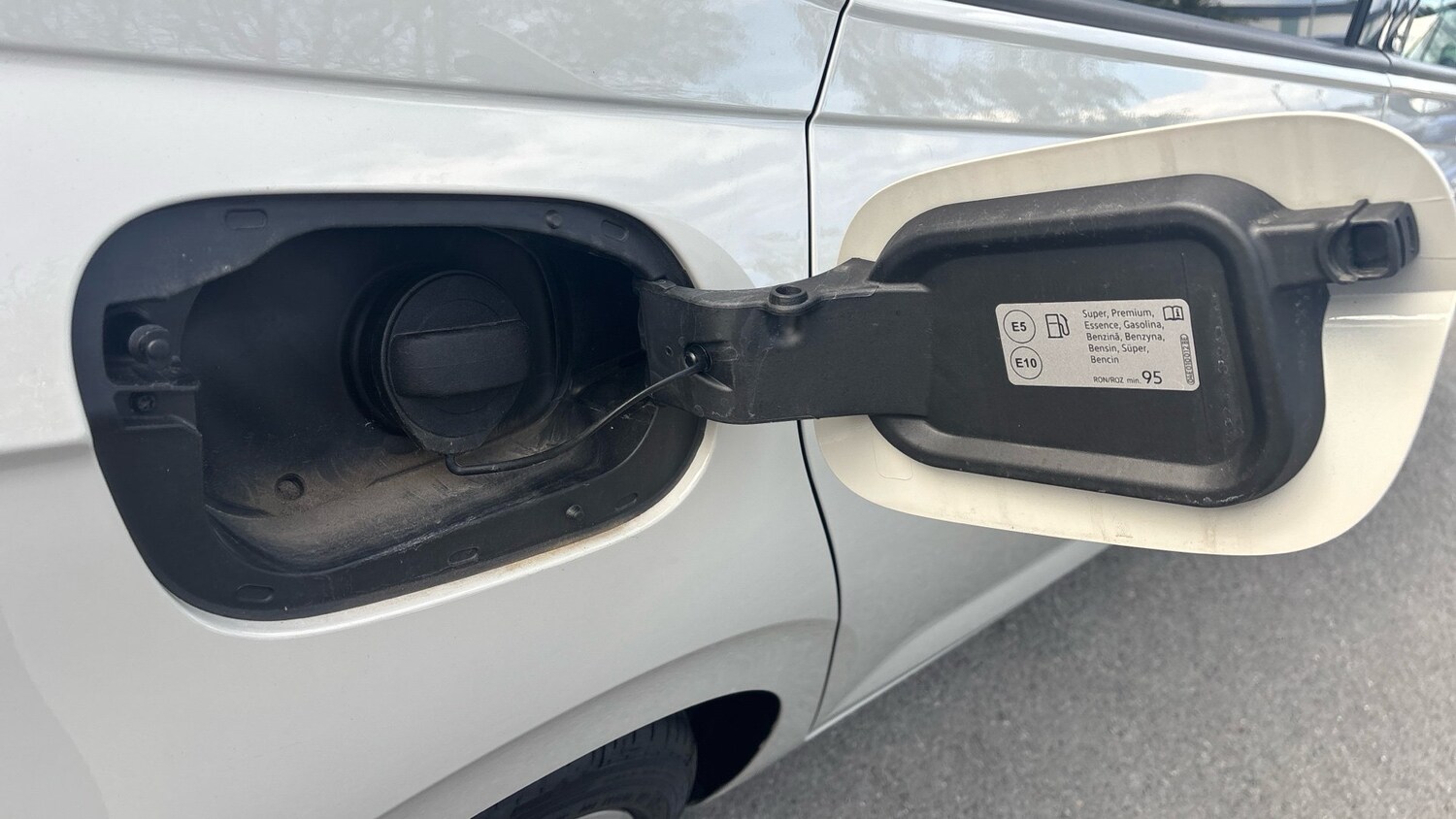 Vehicle 29