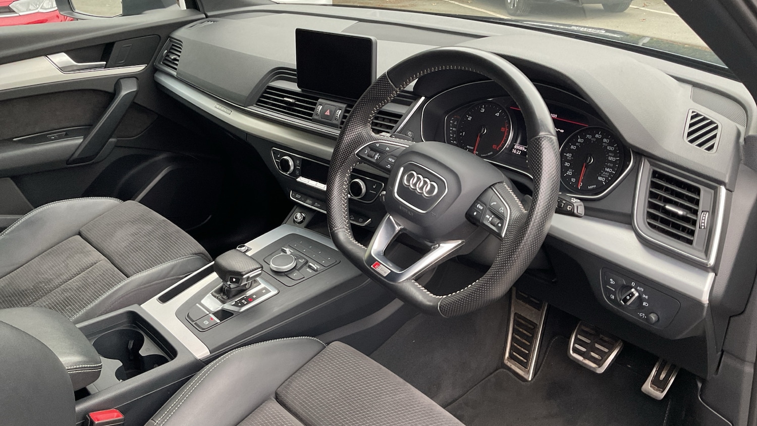 Used Audi Q5 2017 for sale - 76299214: Photo 11