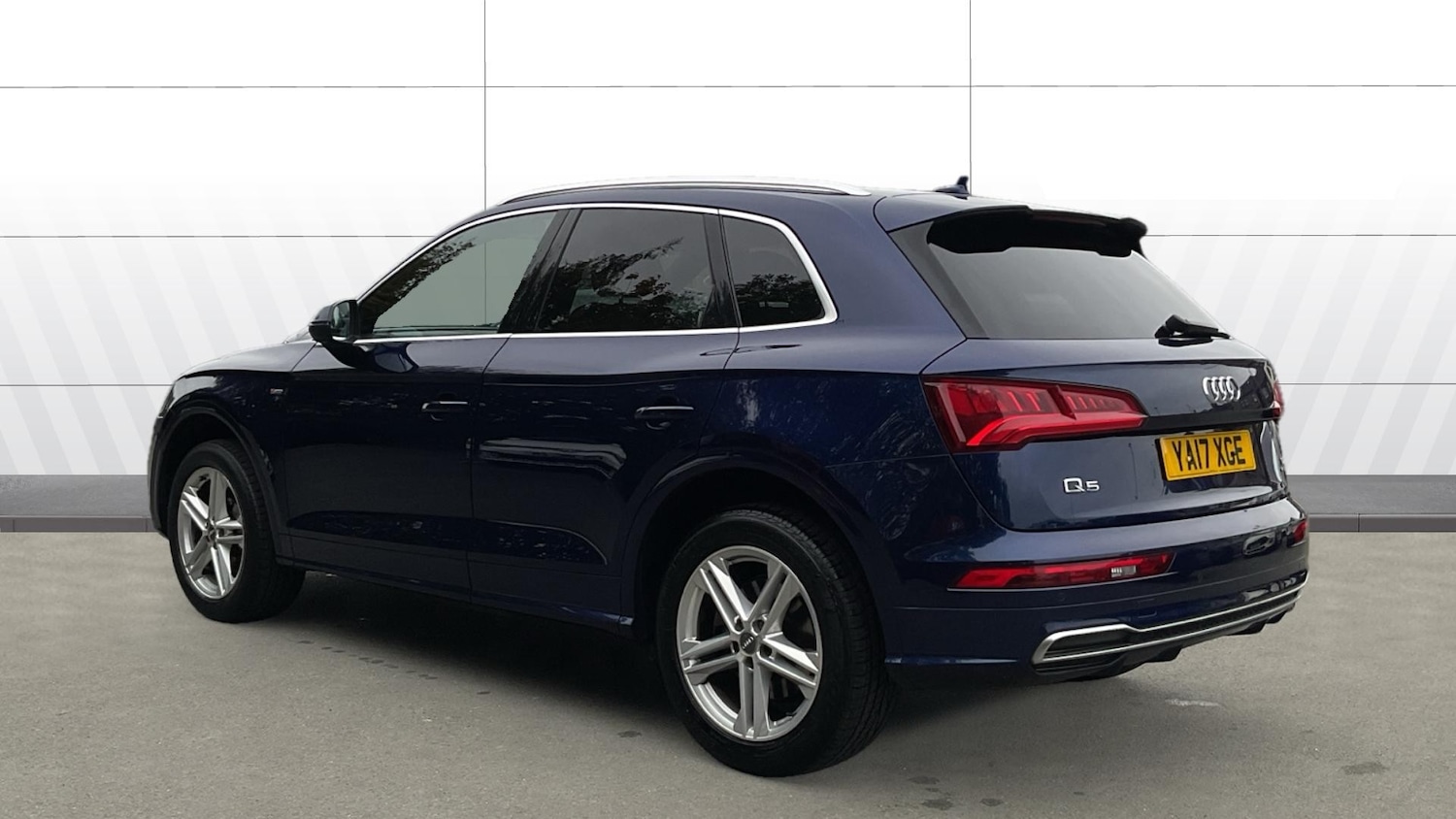 Used Audi Q5 2017 for sale - 76299214: Photo 2